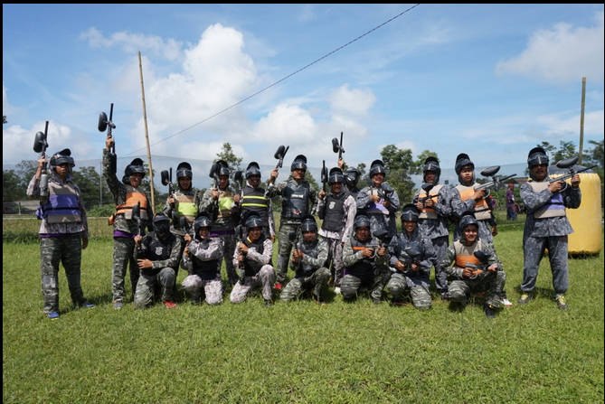 Main Game Paintball foto